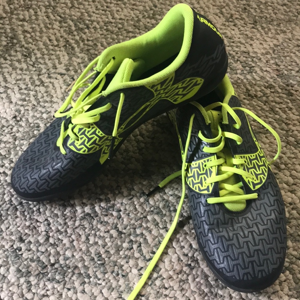 Under Armour indoor soccer shoes size 8.5